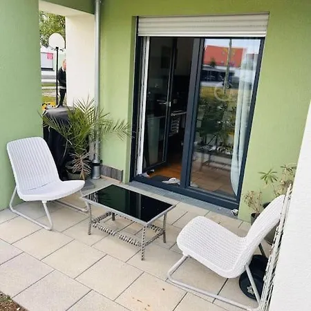 Moderne Διαμέρισμα *